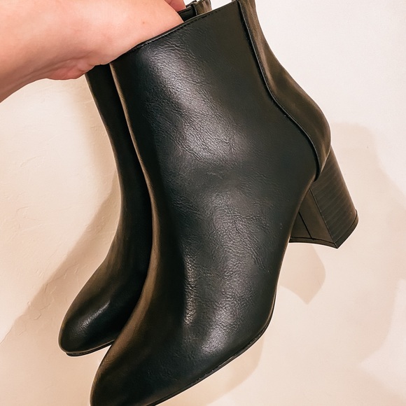 Vegan Leather Booties - Picture 3 of 4